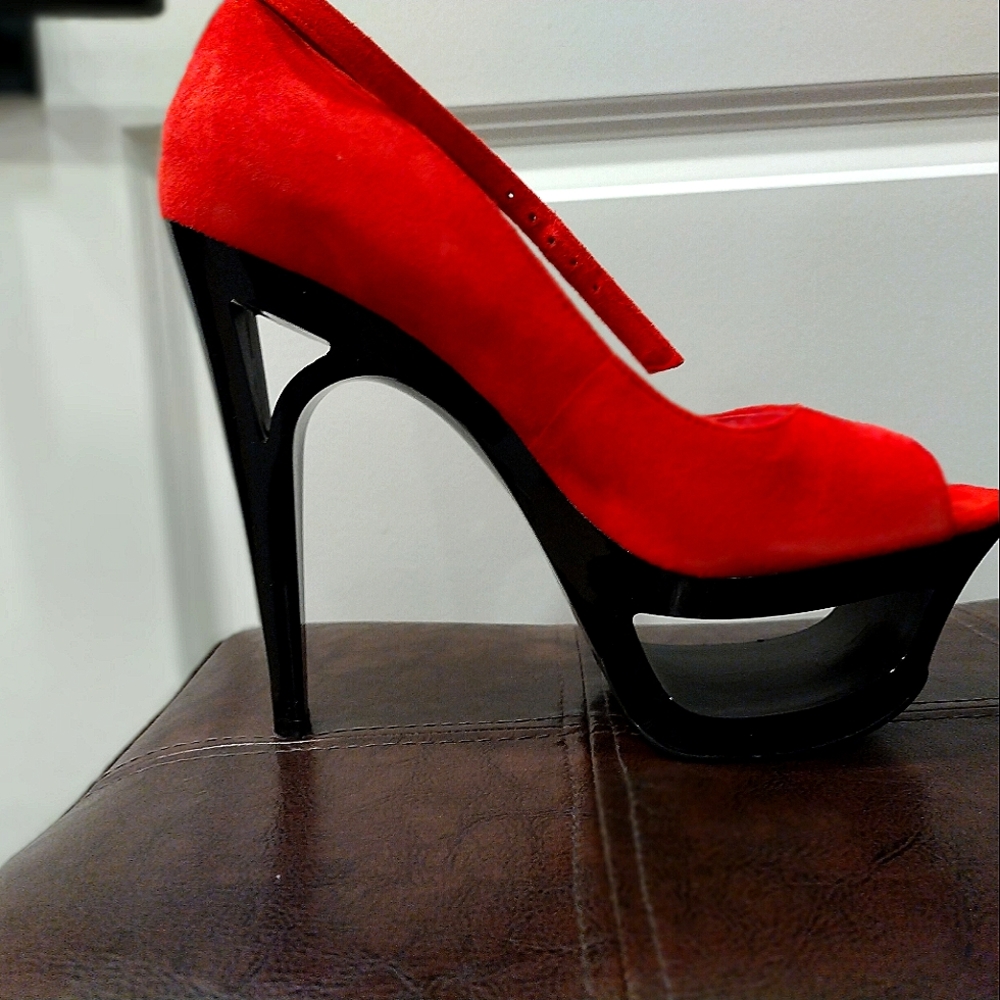 Heels/Sandals